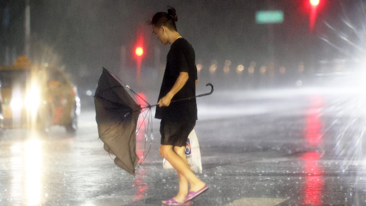 有片 | 香港錄得一小時(shí)雨量158.1毫米 是自1884年有紀(jì)錄以來最高