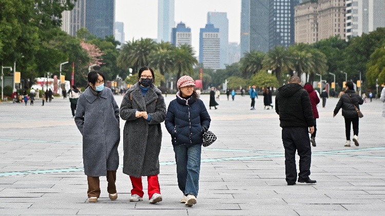 江南等地降雨持續(xù) 2024首場寒潮蓄勢待發(fā)