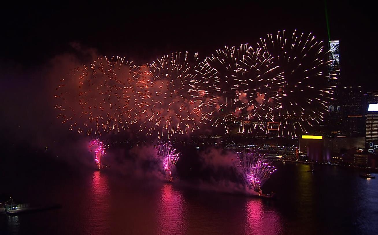 【商報(bào)時(shí)評】新年氣象新 香港前景好