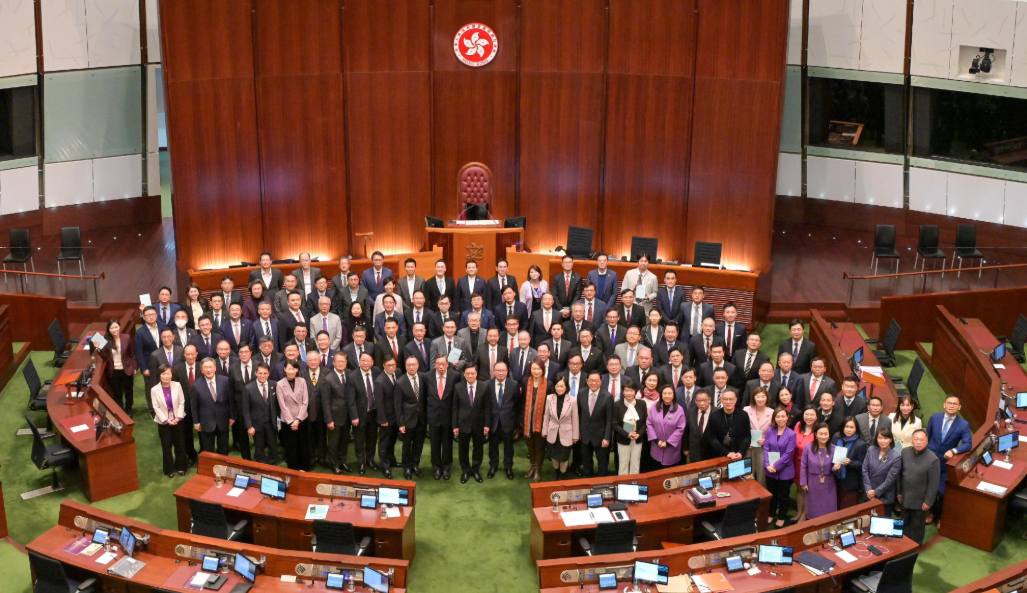 香港僑界社團(tuán)聯(lián)會(huì)熱烈歡迎立法會(huì)通過(guò)《維護(hù)國(guó)家安全條例草案》