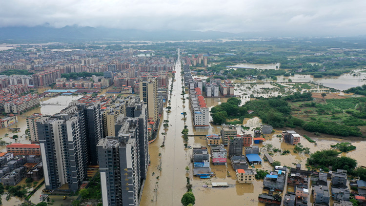 廣東省財(cái)政向暴雨受災(zāi)地區(qū)撥付9000萬(wàn)元救災(zāi)資金