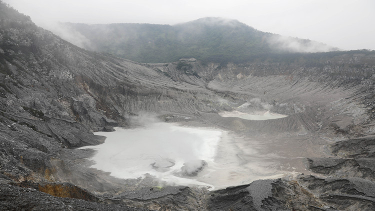 印尼魯昂火山再噴發(fā)