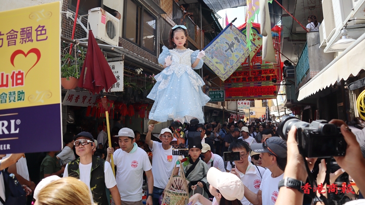 圖集｜太平清醮重頭戲飄色會(huì)景巡遊舉行