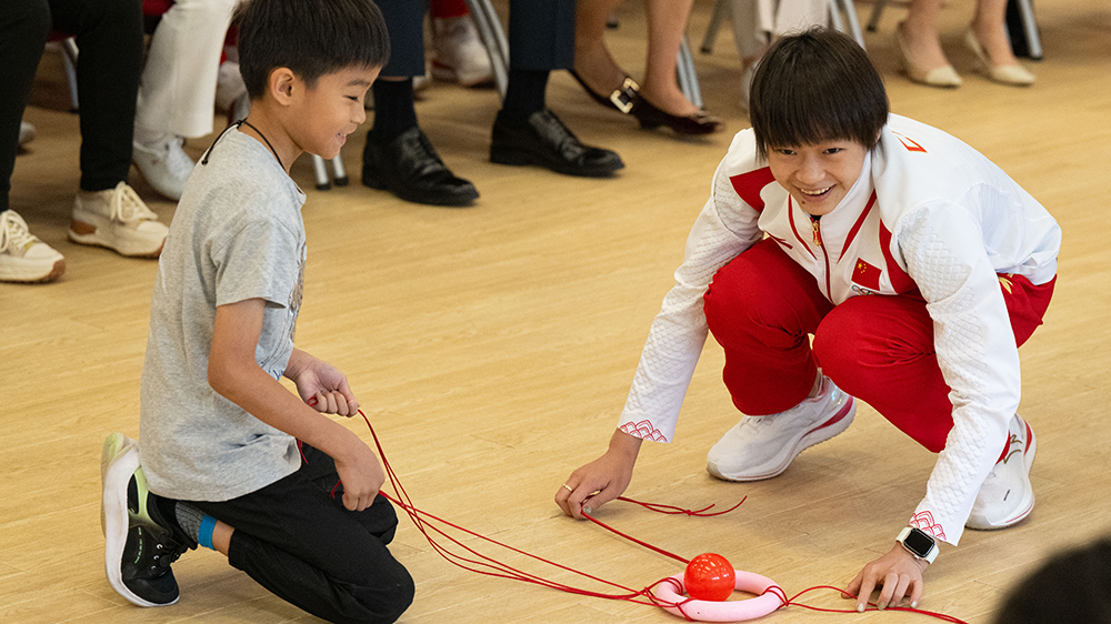 內(nèi)地奧運(yùn)健兒代表團(tuán)結(jié)束澳門訪問行程