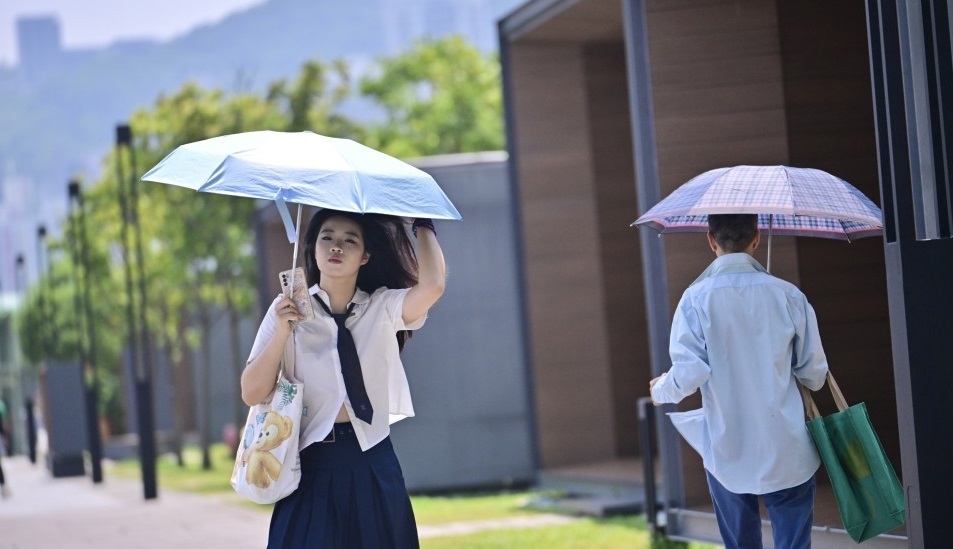 天文臺(tái)下午錄得34.2度高溫 追平國(guó)慶日最熱紀(jì)錄